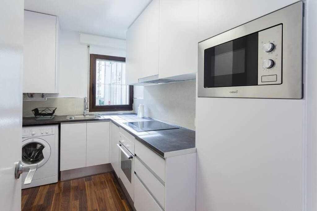 Apartamento Para 4 Con Terraza En El Centro ジローナ エクステリア 写真