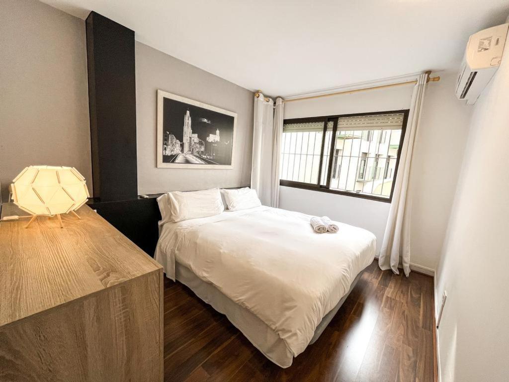 Apartamento Para 4 Con Terraza En El Centro ジローナ エクステリア 写真