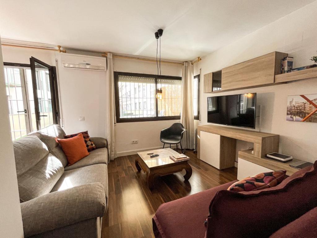 Apartamento Para 4 Con Terraza En El Centro ジローナ エクステリア 写真